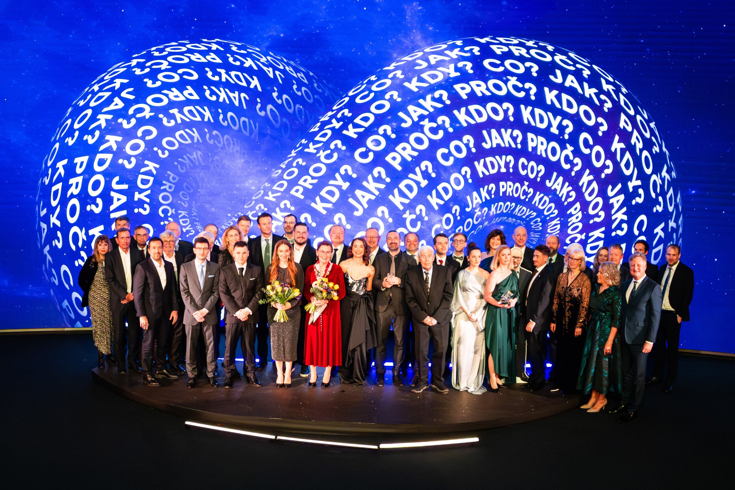 Laureates and patrons at the Neuron Awards ceremony
