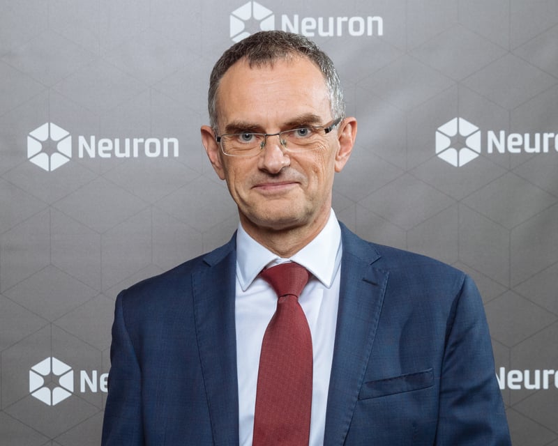 Za objev třetí formy magnetismu získal Tomáš Jungwirth prestižní Europhysics Prize 2026