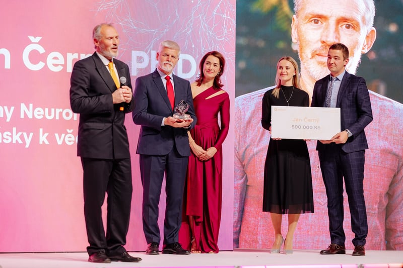 Nominate outstanding scientists for the Neuron Awards 2025