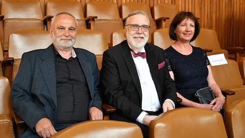 Teachers who fired generations of children with enthusiasm for science will receive an award from the Learned Society of the Czech Republic and the Neuron Endowment Fund