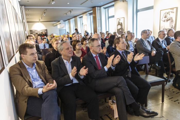 The 2015 Neuron Awards for contribution to world science — discussion