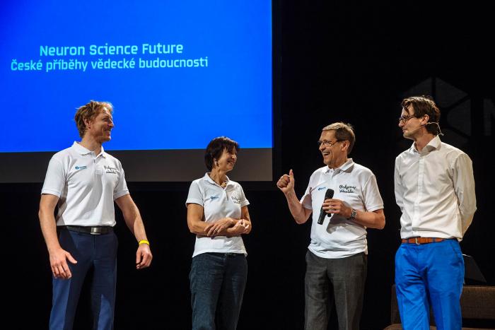 The 2016 Neuron Award for young scientists
