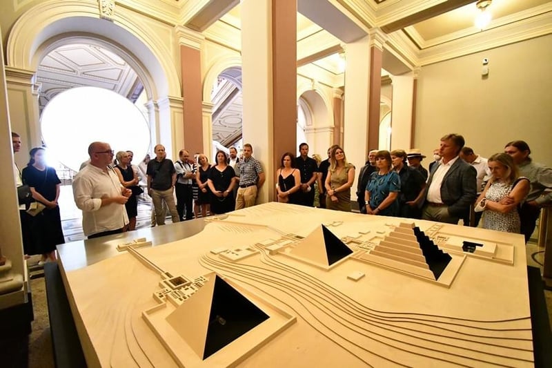 With Prof. Bárta, the Neuron Club set off for ancient Egypt